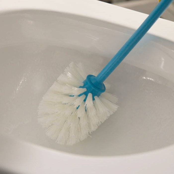 How to Use Toilet Cleaner - Unilever Professional India